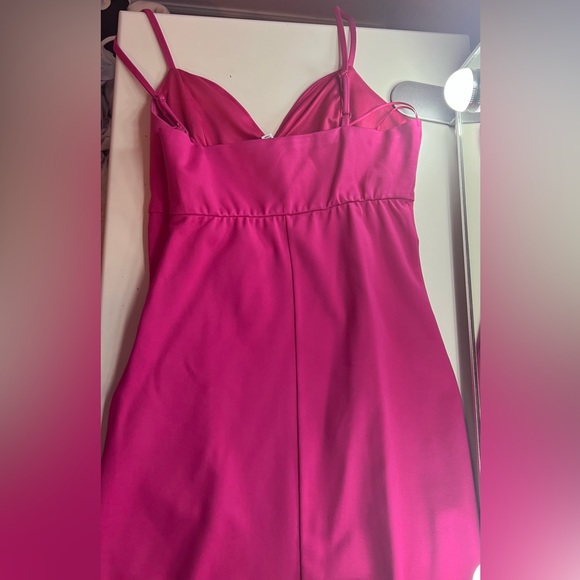 worn once! size small! - Picture 2 of 4